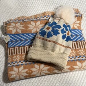 NWT Scarf and Beanie Set Offline By AE